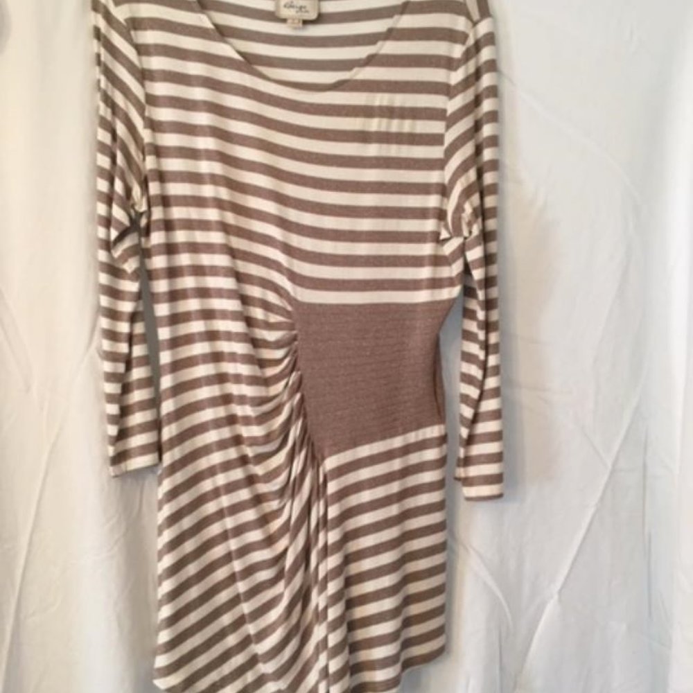 Tunic Top - Beige and White